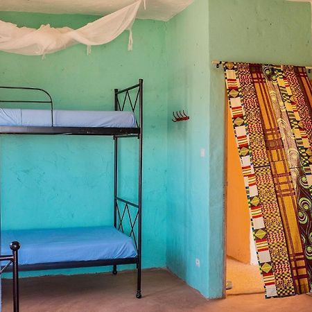 Bed and Breakfast Ker Lep Jamm - Chez Moussa Et Cinzia Toubab Dialaw Exterior foto