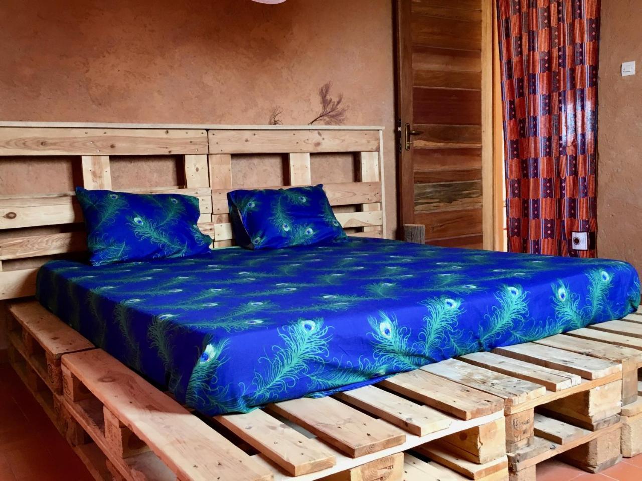 Bed and Breakfast Ker Lep Jamm - Chez Moussa Et Cinzia Toubab Dialaw Exterior foto