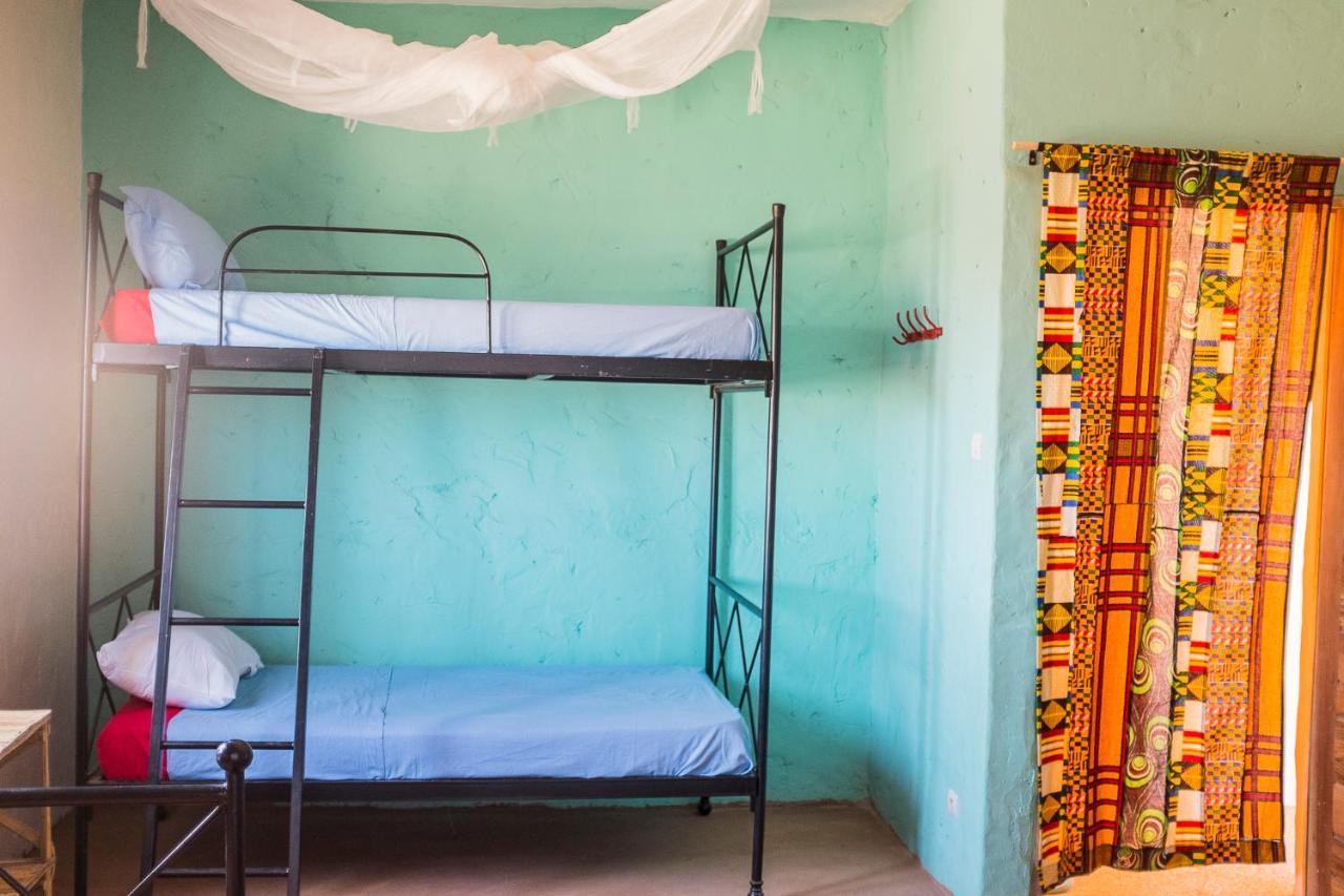Bed and Breakfast Ker Lep Jamm - Chez Moussa Et Cinzia Toubab Dialaw Exterior foto