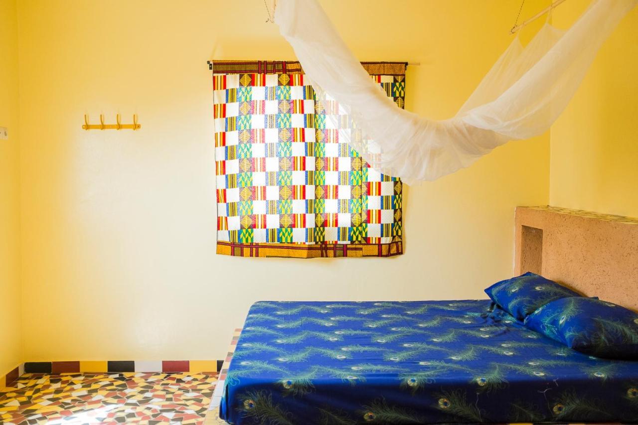 Bed and Breakfast Ker Lep Jamm - Chez Moussa Et Cinzia Toubab Dialaw Exterior foto