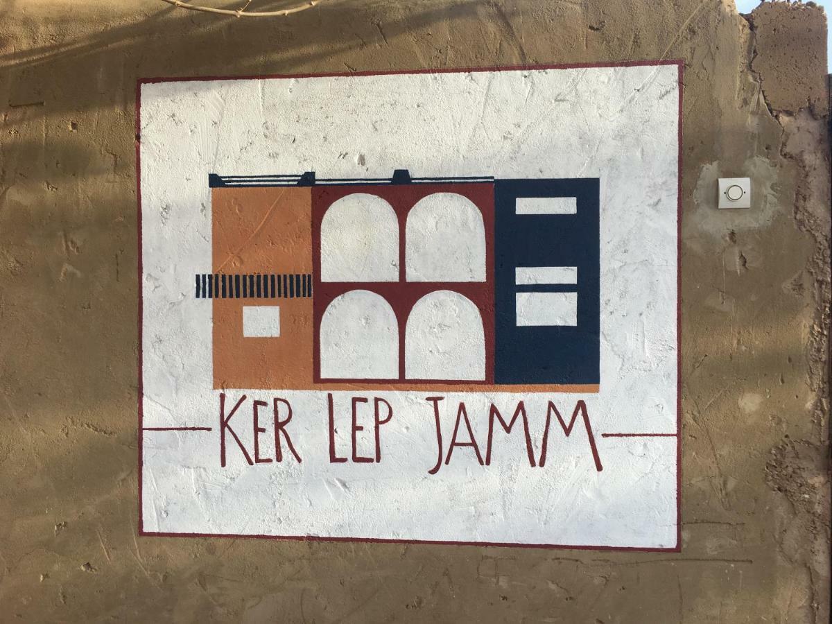 Bed and Breakfast Ker Lep Jamm - Chez Moussa Et Cinzia Toubab Dialaw Exterior foto